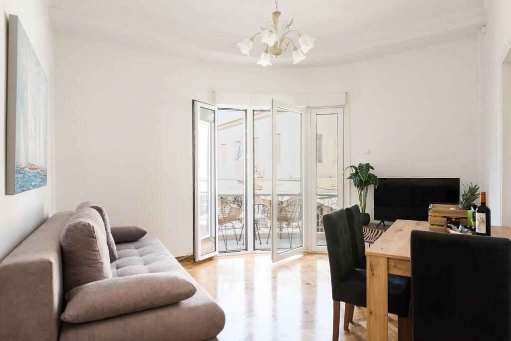 Diogenis' Jug Apartment Атина Екстериор снимка